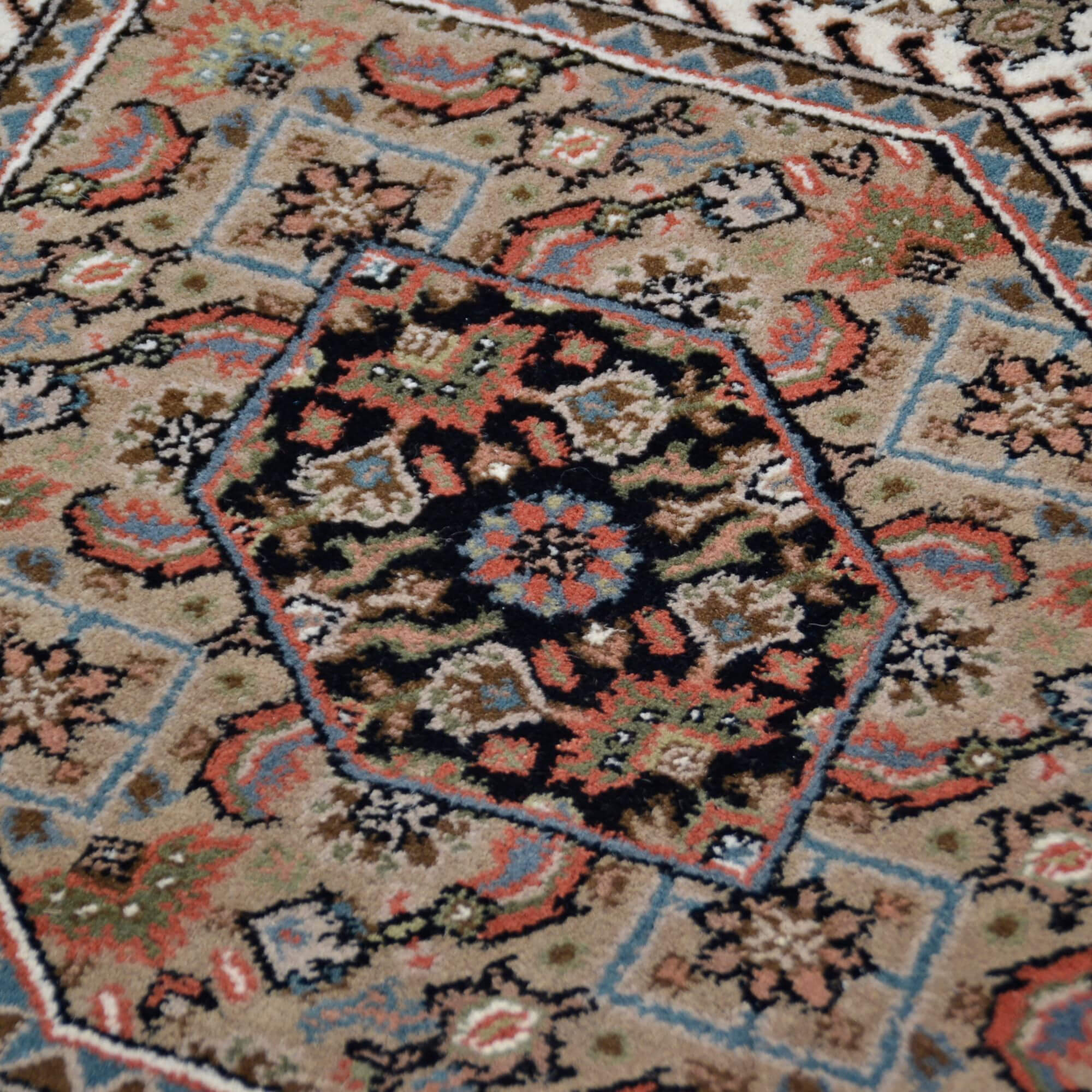 Benares Bidjar 9 571 cream / brown – Bild 8