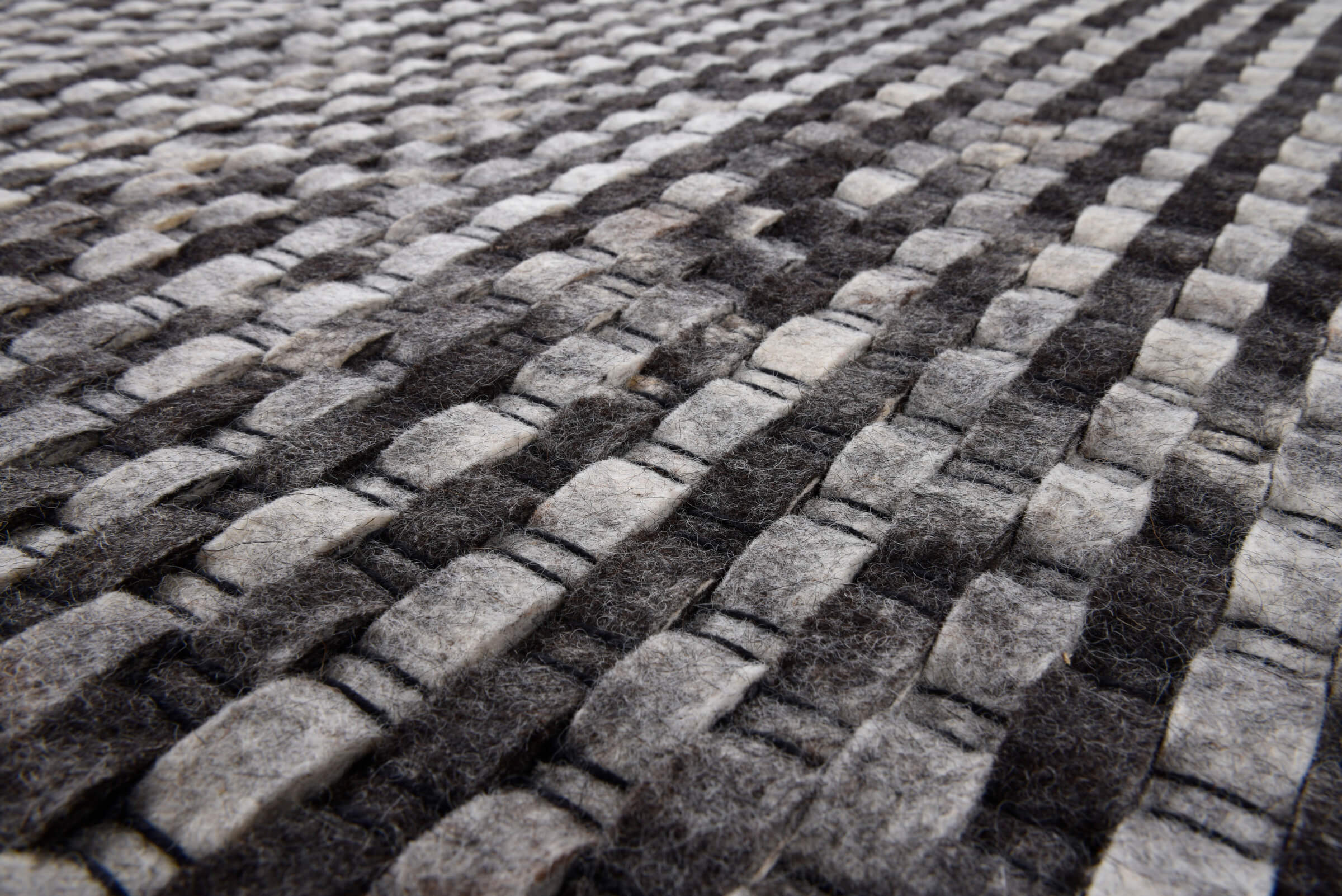 Tauern 3735 130 natural dk. grey – Bild 6