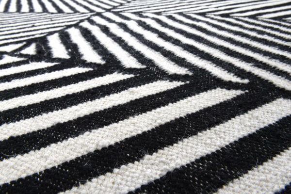 Vintage CrissCross 615 black / white – Bild 3