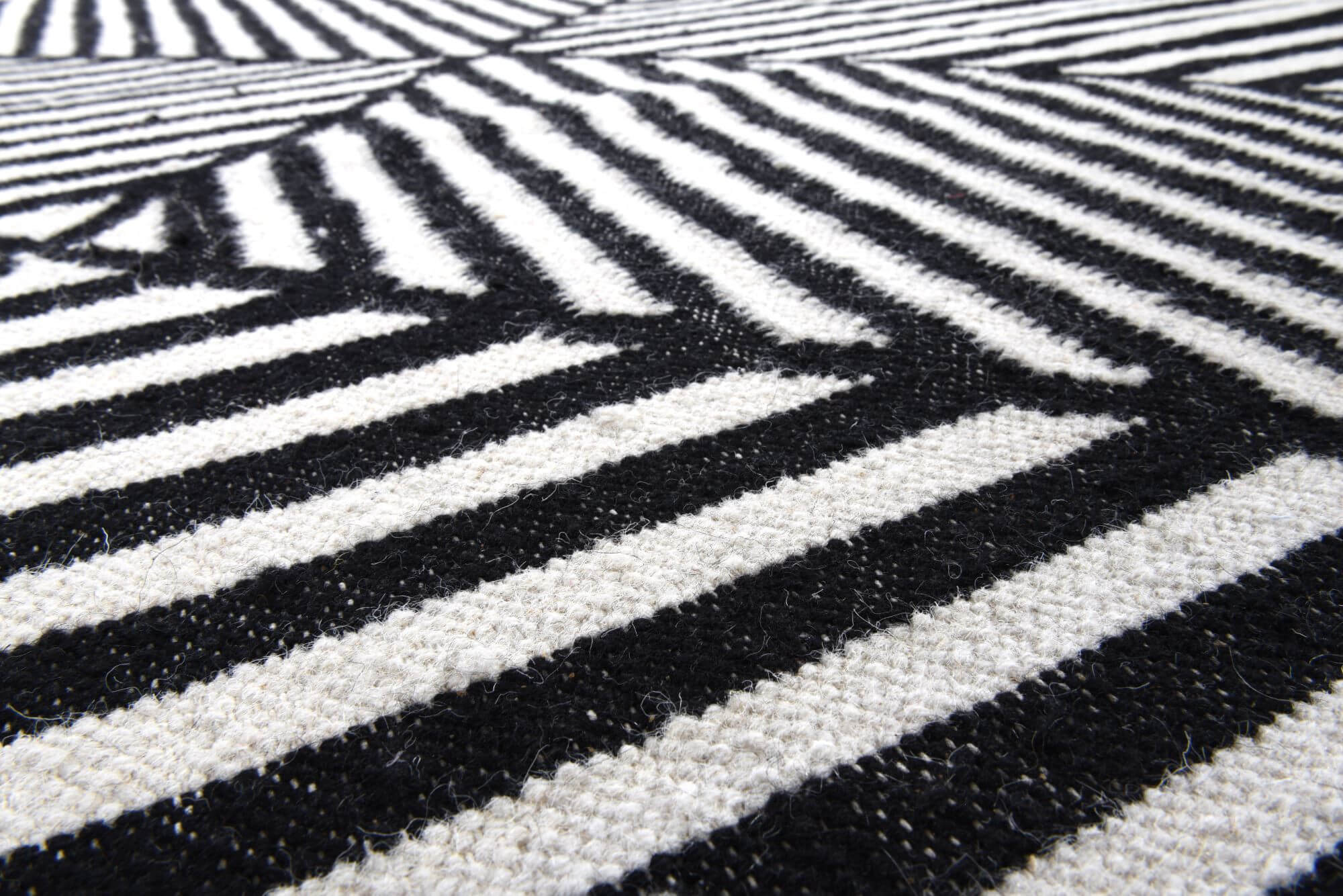 Vintage CrissCross 615 black / white – Bild 3