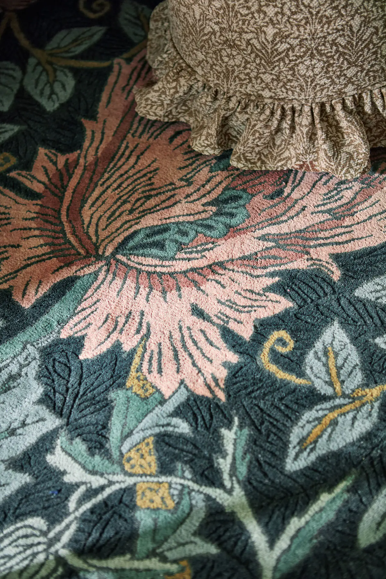 Mor Honeysuckle Tulip Teal 130407 Sfeer C Hr