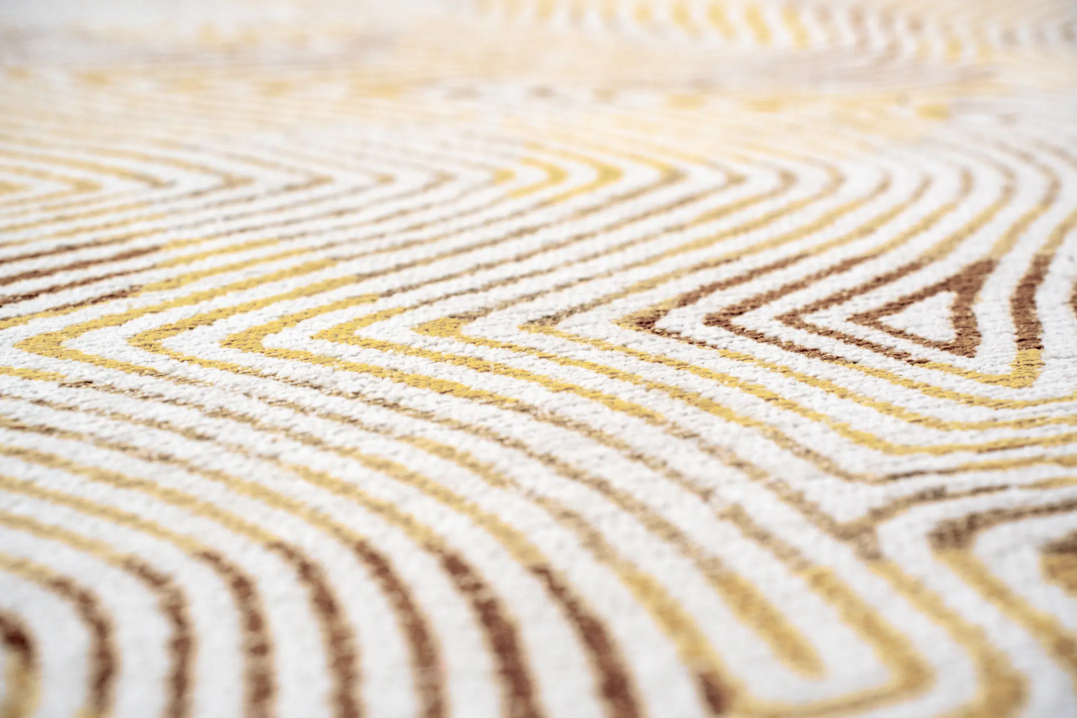 9799 Yellowhippy Detail2 Rgb